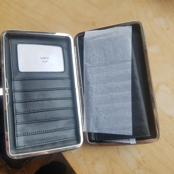 Wallet - Picture 2 of 3